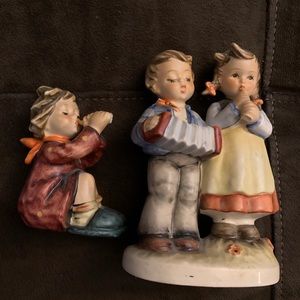 2 Hummels GUC slightly chipped Vintage
